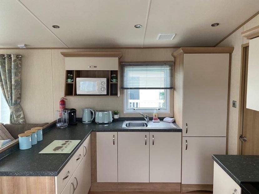 Kingfisher Court 2 Tattershall Lakes With Hot Tub ภายนอก รูปภาพ